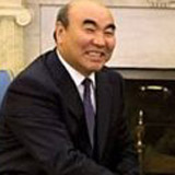 Askar Akayev