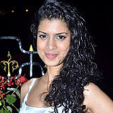Tena Desae